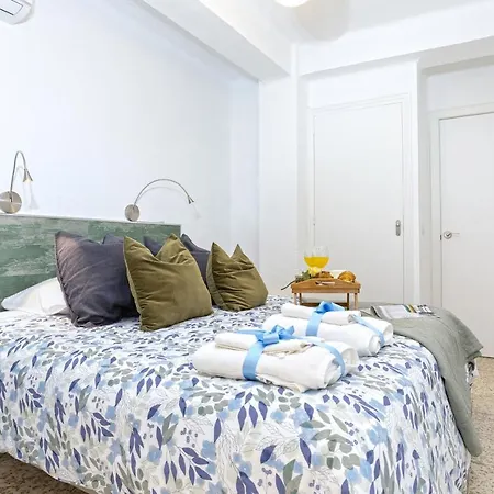 -malagasunapts-merced Private Terrace Malaga
