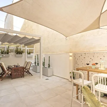 -malagasunapts-merced Private Terrace